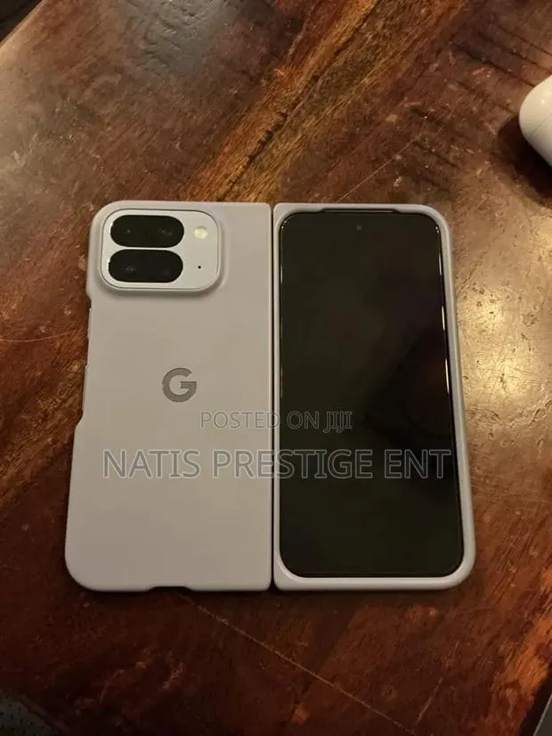 New Google Pixel 9 Pro Fold 256 GB White · Photo 1
