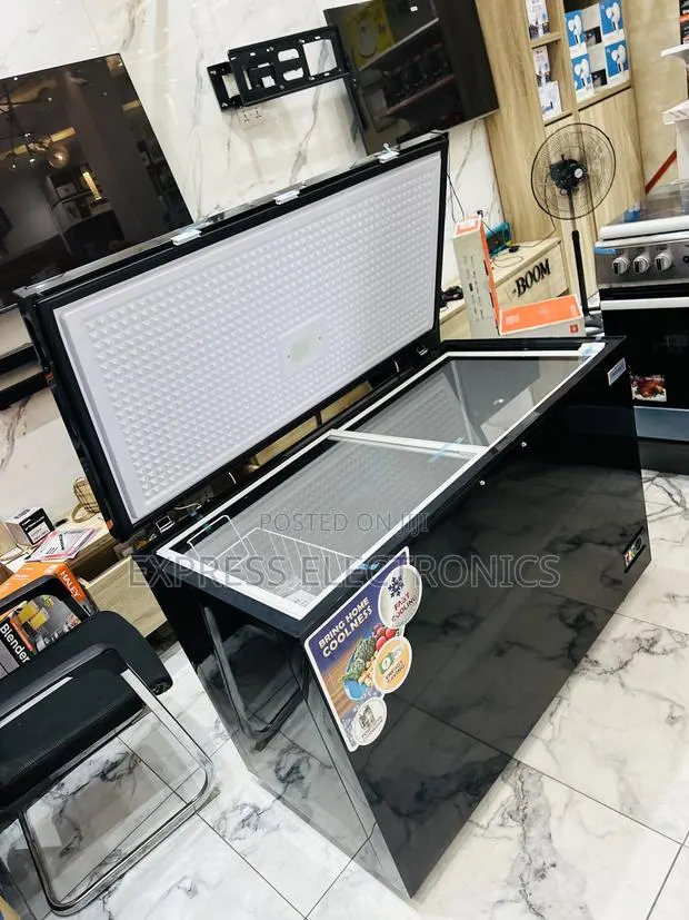 400-L Chest Freezer Single Door Black 400l · Photo 1