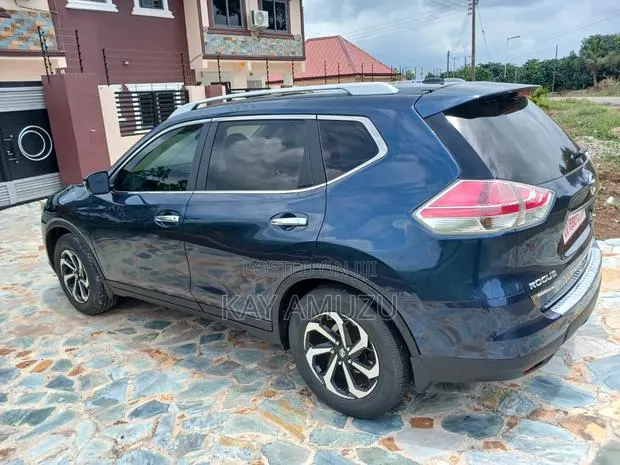 Nissan Rogue SV AWD 2016 Blue · Photo 1