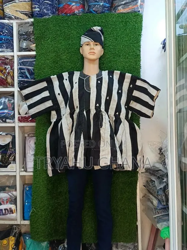 Trending Ghanaian Smocks For Men – Quality You Can Trust · Photo 1