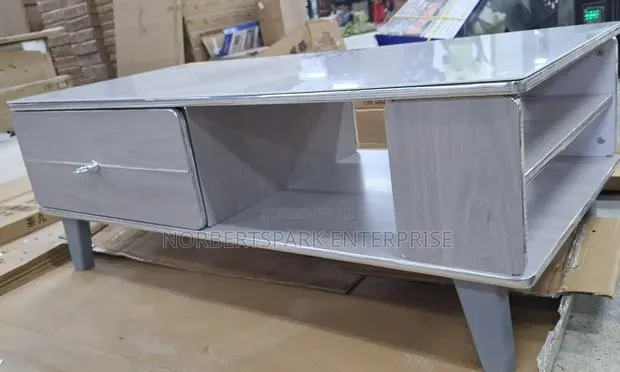 Center Table · Photo 1