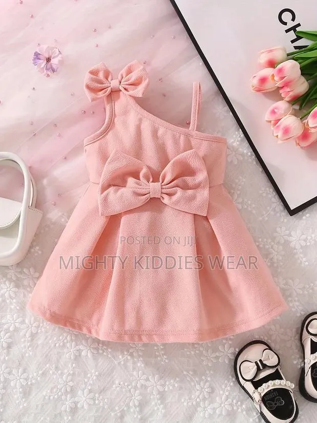 Girls Cute Dress. Ages 9-12m · Photo 1