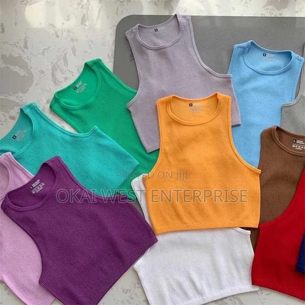 Chic Sporty Exposed Navel Vest - Your New Go-to for Versatile Style · Photo 2