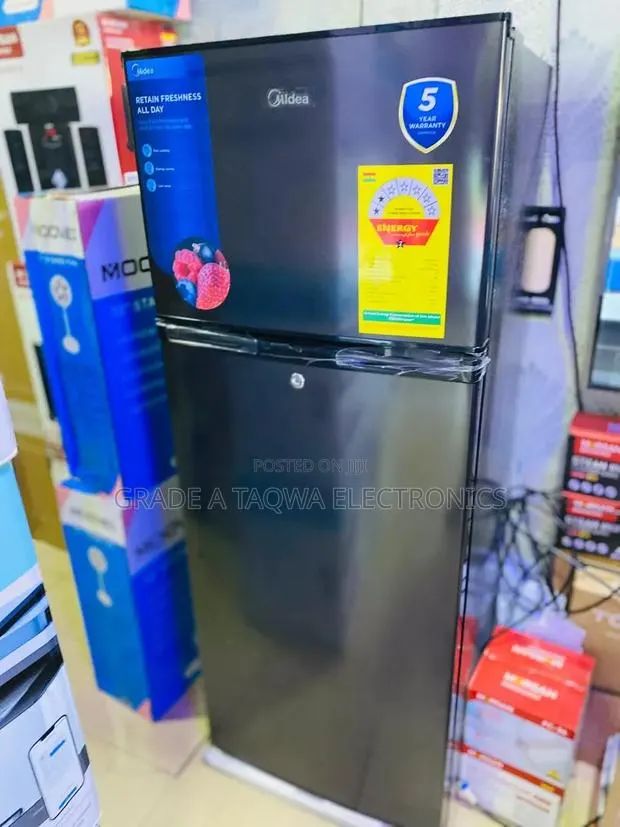 2 Star Energy Rating Midea 204-L Bottom Freezer · Photo 1