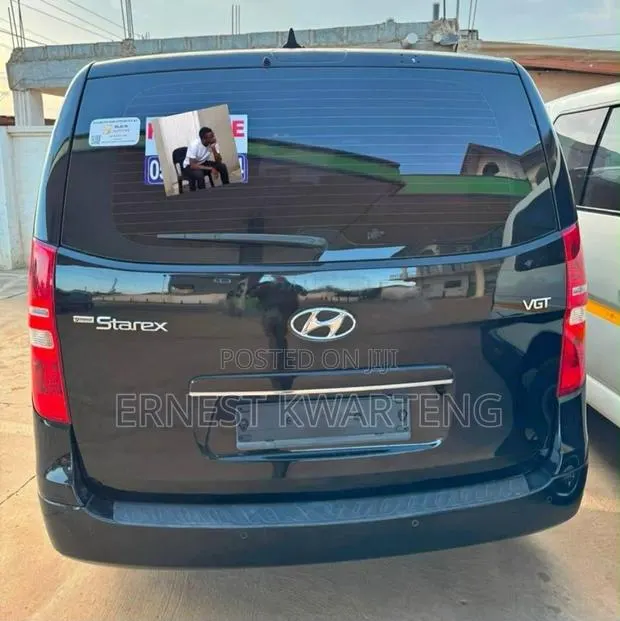 Hyundai Starex 2015 Black