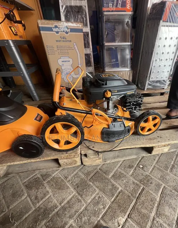 Ingco 4.5hp Gasoline Lawn Mower · Photo 1