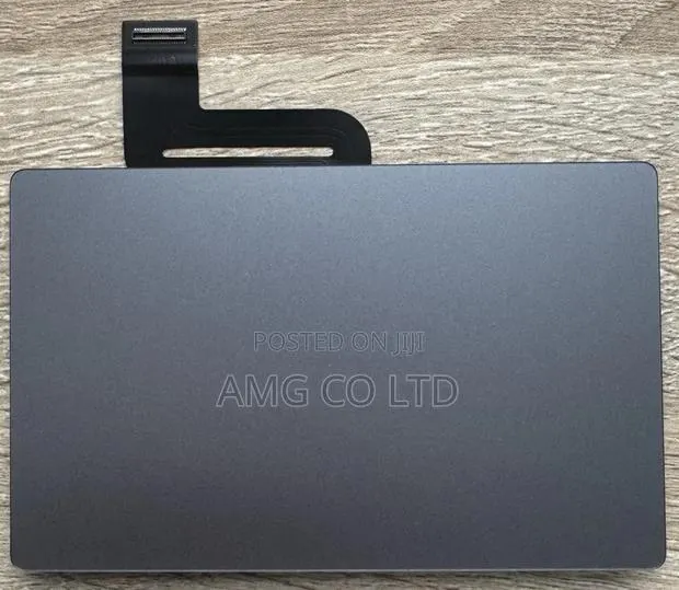 Apple MacBook Pro 2017 Trackppad · Photo 1