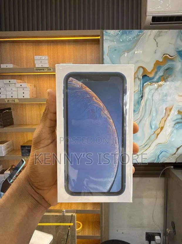 New Apple iPhone XR 64 GB Blue