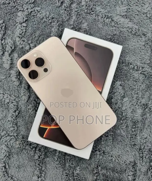 Apple iPhone 16 Pro Max 256 GB Gold · Photo 1