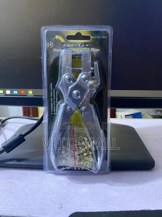 Heavy Duty Eyelet Plier With 50pcs Eyelet · Photo 1