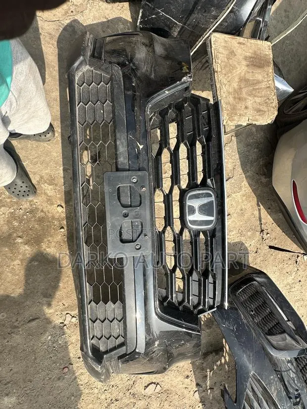 Honda CRV 2023-2024 Front Cat Available · Photo 1