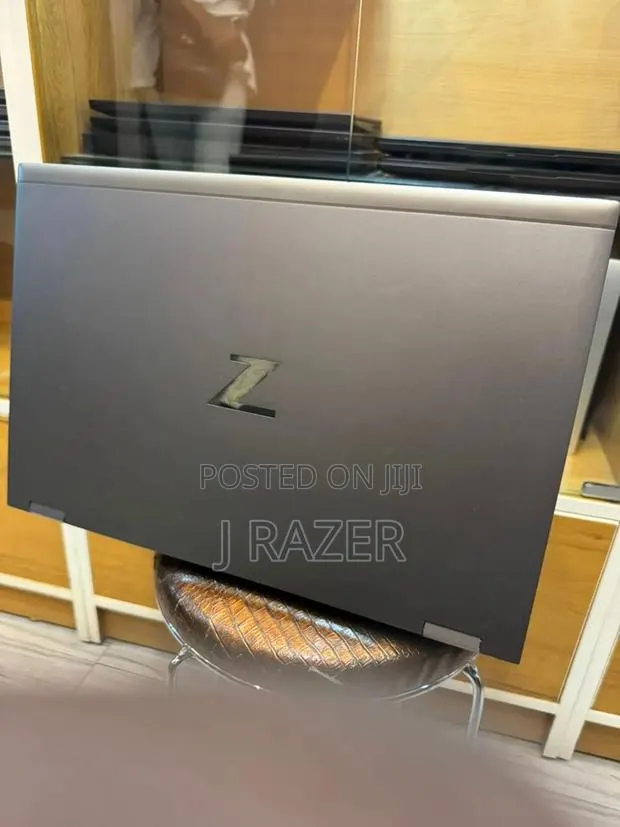 Laptop HP ZBook Fury 15 G8 16GB Intel Core i7 SSD 512GB · Photo 1