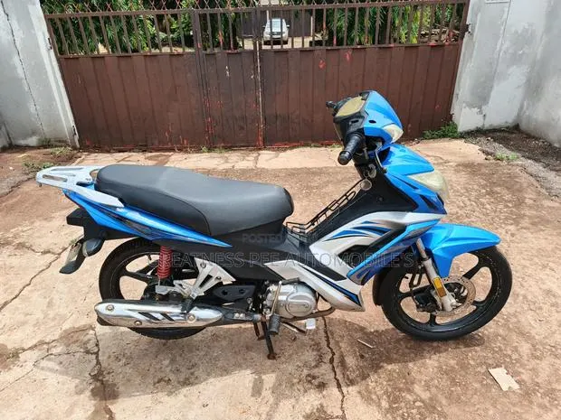 Motorcycle 2020 Blue · Photo 3
