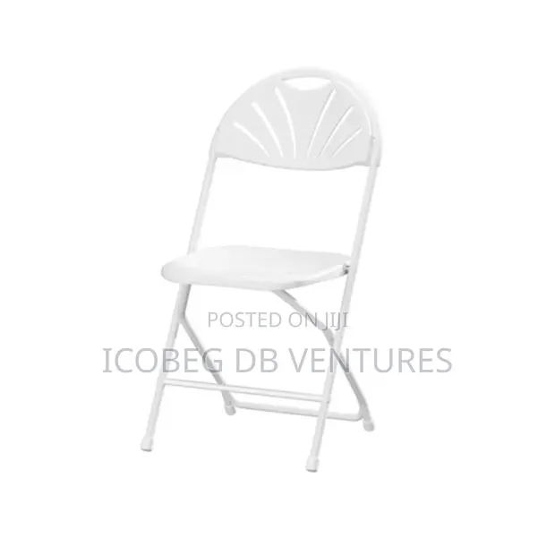 Foldable Chairs · Photo 1