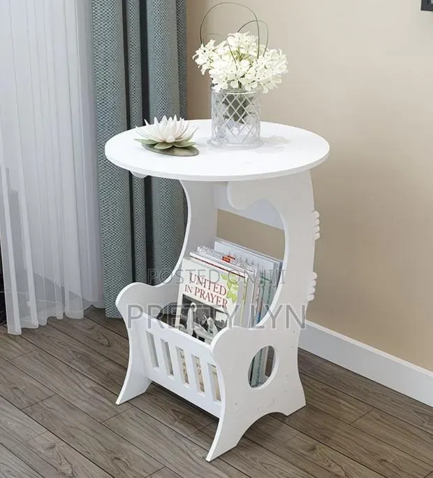 Round Coffee Table /Bedside Table · Photo 1