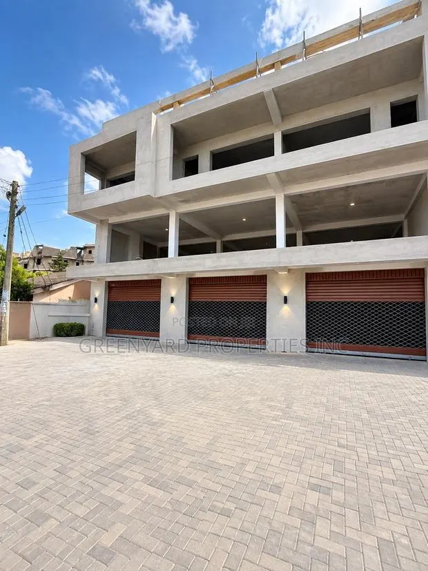 Double Shop for Rent East Legon · Photo 1