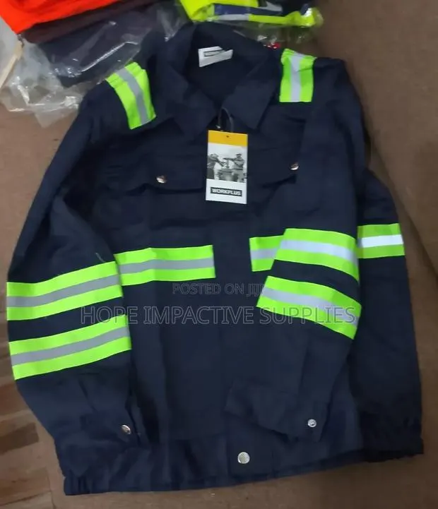 Safety Overall<> Top & Down. · Photo 1