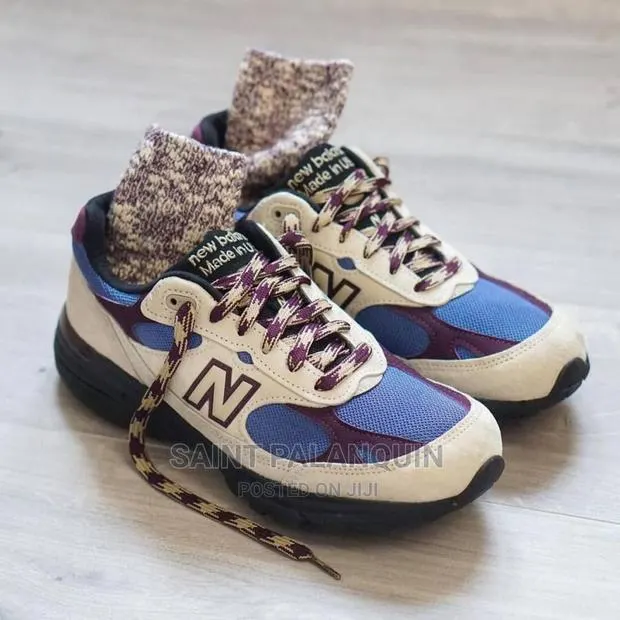 New Balance Sneaker · Photo 1
