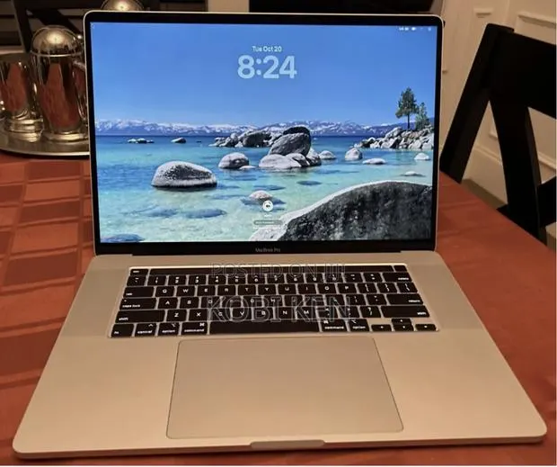 Laptop Apple MacBook Pro 2019 16GB Intel Core i7 SSD 512GB · Photo 1