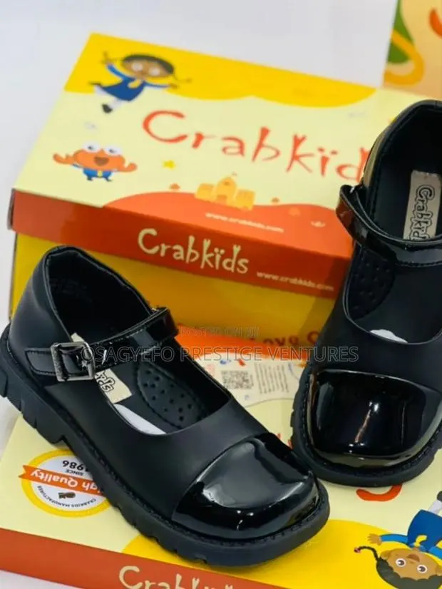 Beautiful Quality Kids Black Shoe, Girls · Photo 1