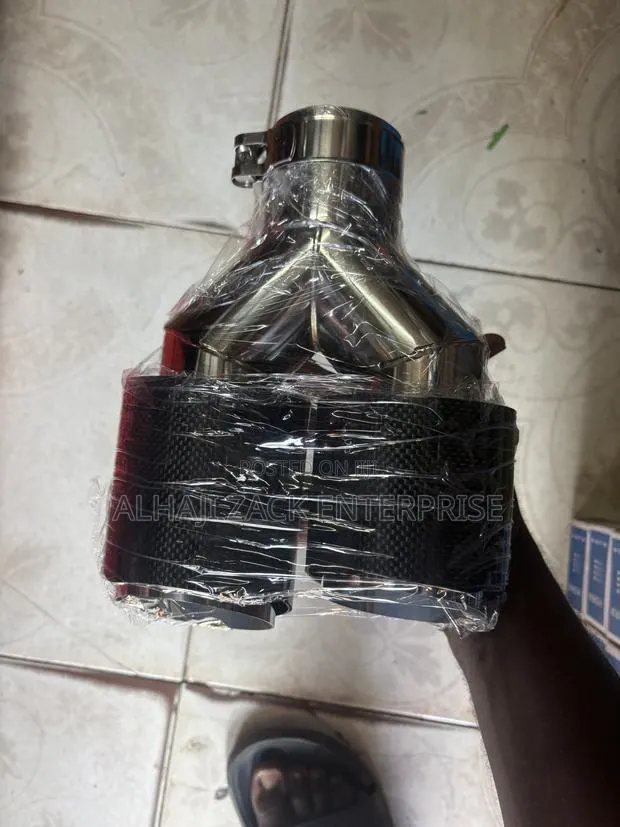 Original Double Sided Muffler Tail · Photo 1