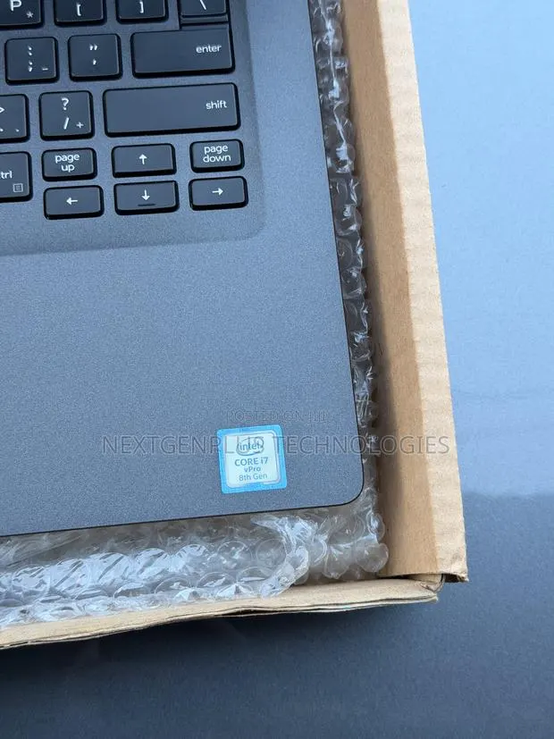 Laptop Dell Latitude 7400 8GB Intel Core i5 SSD 256GB · Photo 1