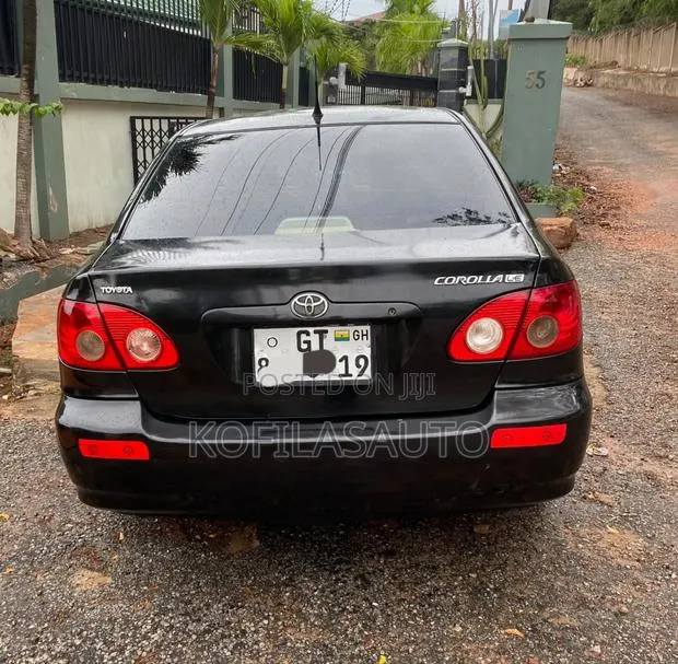 Toyota Corolla 2008 Black · Photo 1