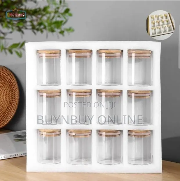12 Piece Glass Spice Jars · Photo 1