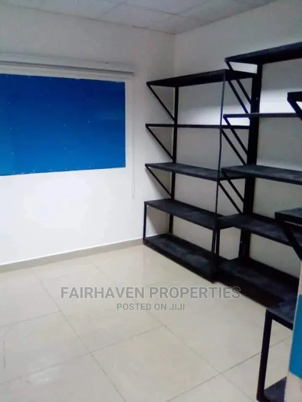 Office Building for Rent at North Ridge (Banking Hall) · Photo 1