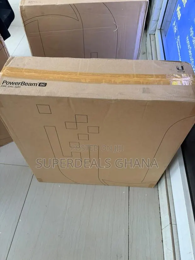 Ubiquiti airMAX PowerBeam 5AC 620 · Photo 1