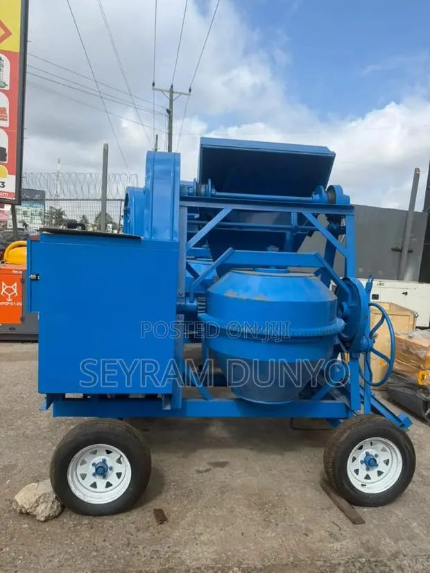 Concrete Mixer · Photo 1