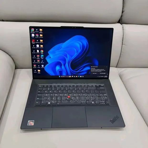 New Laptop Lenovo G575 16GB AMD Ryzen 7 SSD 512GB · Photo 1
