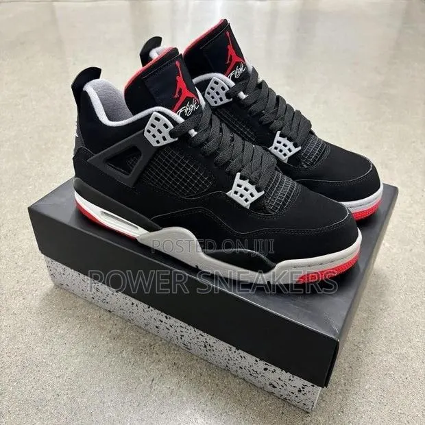 Jordan 4 Bred · Photo 1