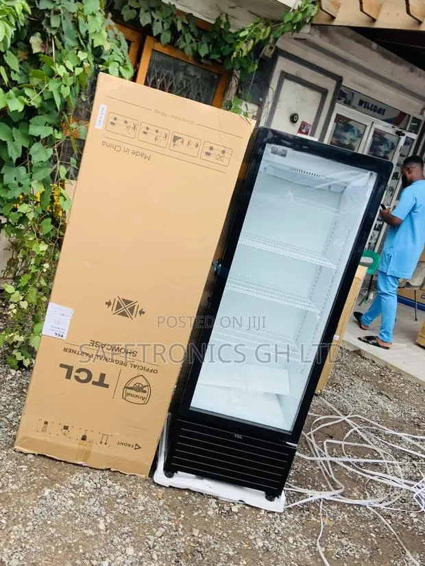 Order Classic Singledoor Black TCL 215 Liters Display Fridge · Photo 1