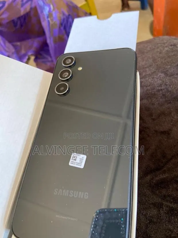 New Samsung Galaxy A54 128 GB · Photo 1