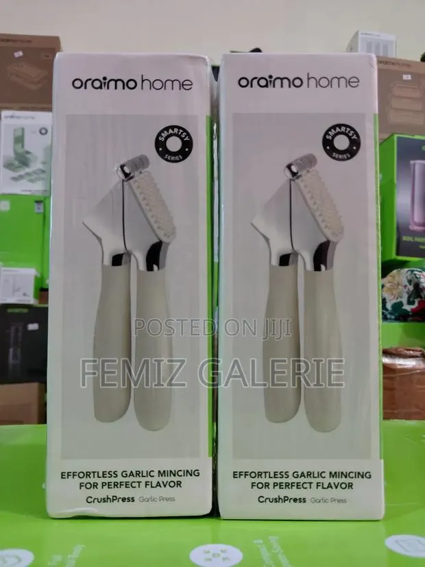 Oraimo CrushPress Garlic Press · Photo 1
