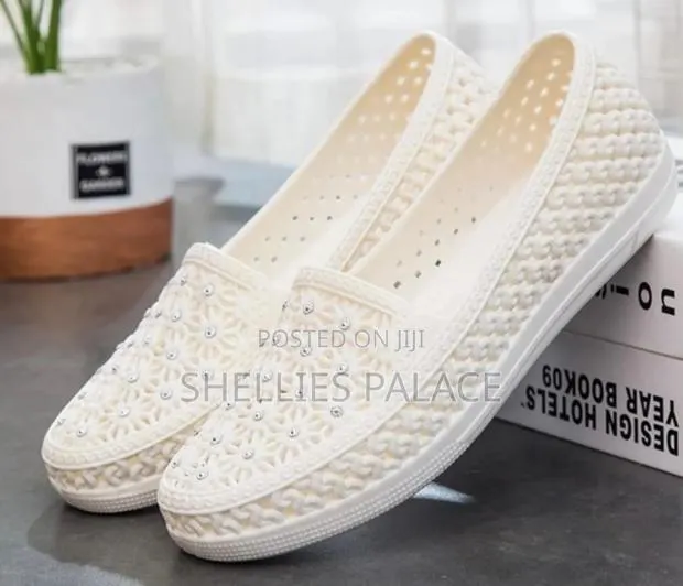 Summer Walking Shoes for Women · Photo 1