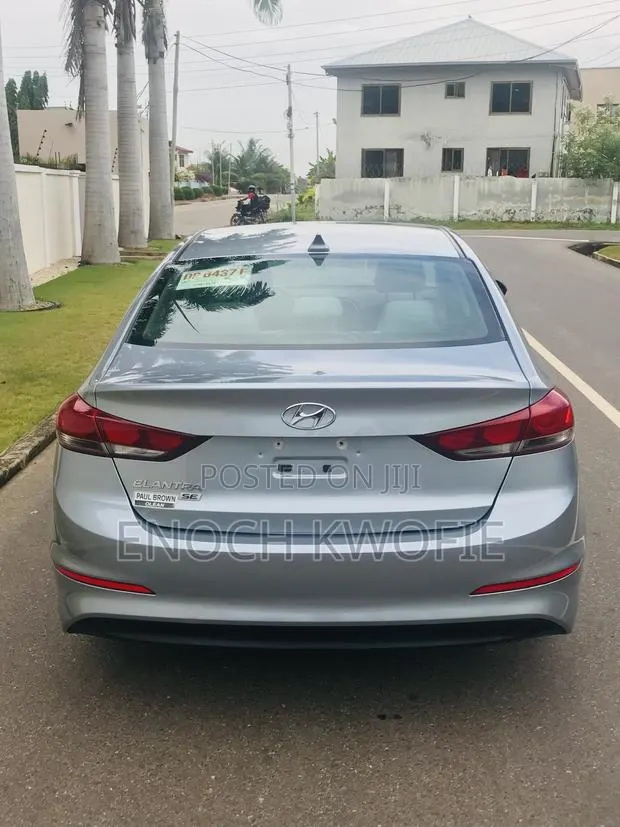 Hyundai Elantra Limited Sedan FWD (2.0L 4cyl 6A) 2017 Blue · Photo 4