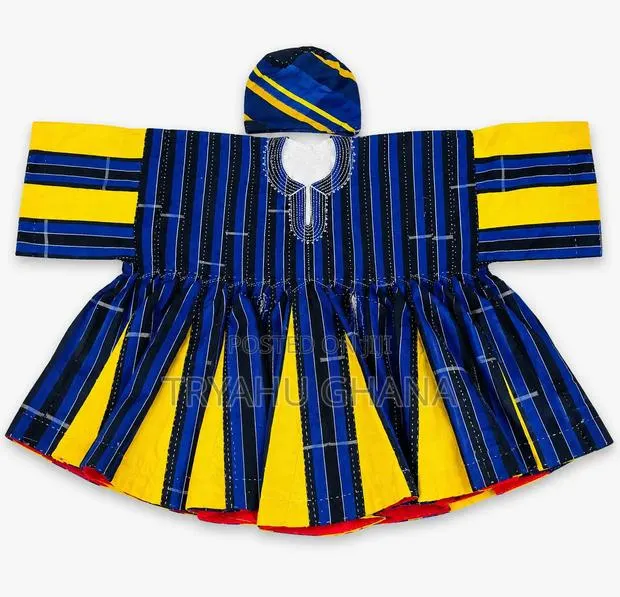 Beautifully Handcrafted Ghanaian Smock Made With Premium Materials · Photo 1