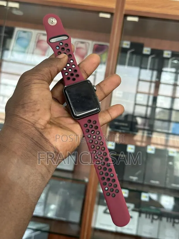 Apple Series Watch · Photo 1