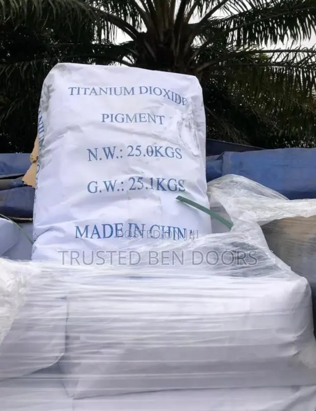 White Iron Oxide Pigment Colour (Titanium Dioxide Pigment) · Photo 1