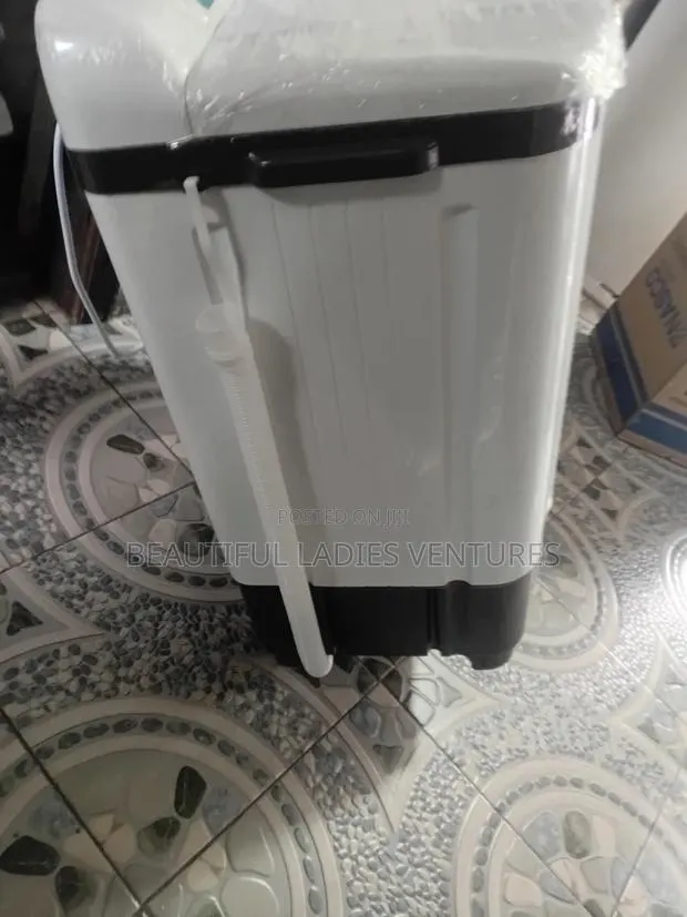 Stylish Nasco 5kg Washing Machine With Powerful Spin Function · Photo 1