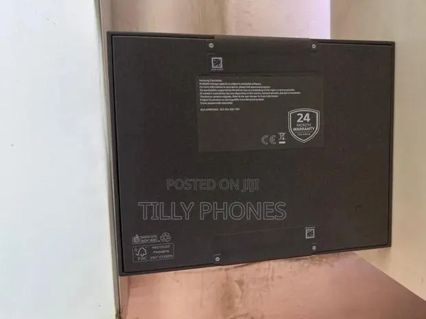 New Samsung Galaxy Z Fold8 Ultra 1 TB Black · Photo 1