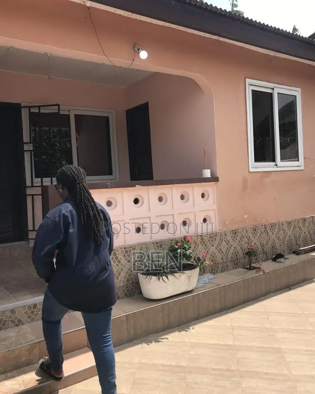 2bdrm Apartment in Mile 7 Achimota for rent