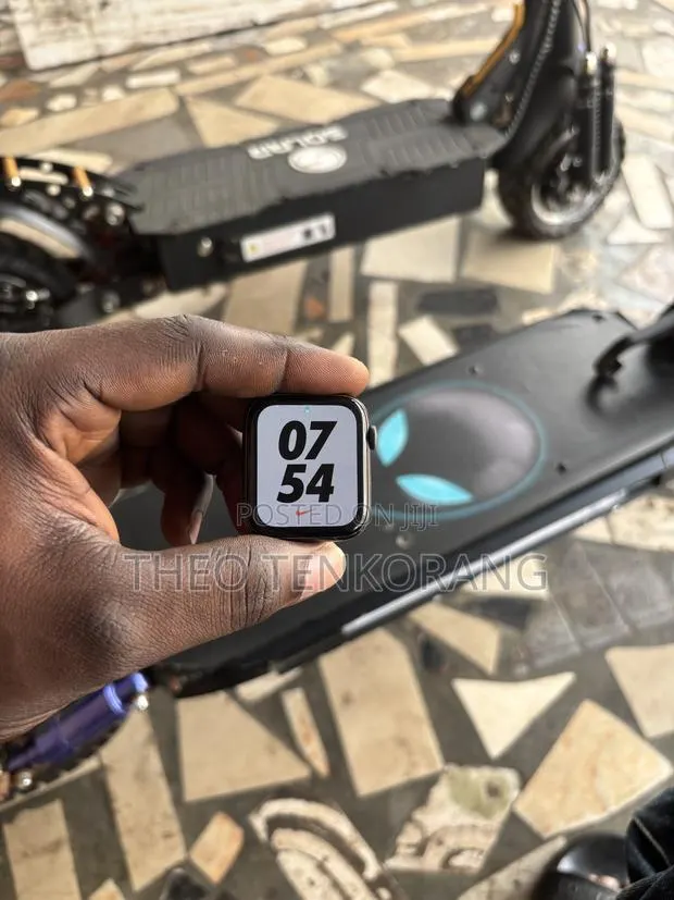 Apple Watch Series 5