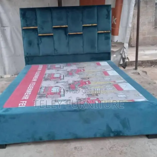 Double Bed Frame · Photo 1