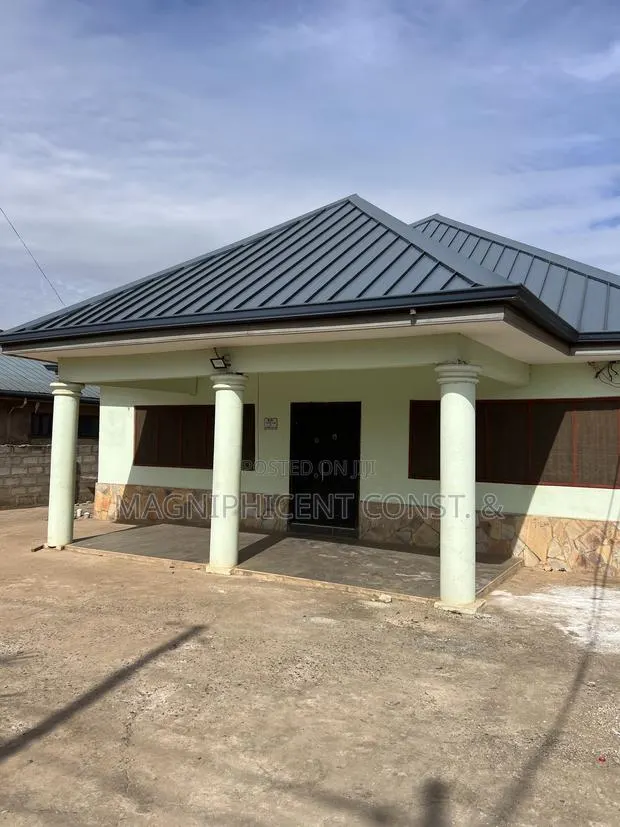 3bdrm House in New Legon Estate, Adenta for rent · Photo 1