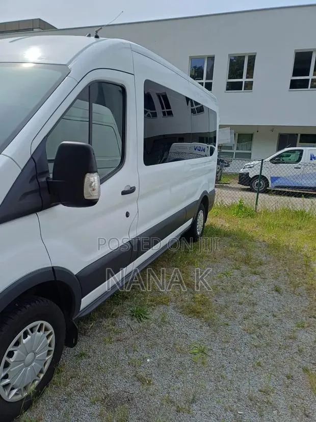 Ford Transit 2018 White · Photo 1