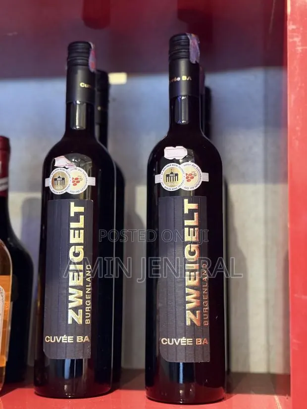 Zweigelt Cuvée BA Burgenland Wine · Photo 1