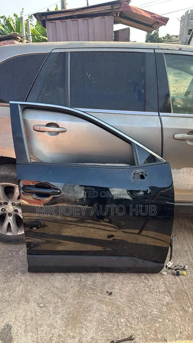 Toyota RAV4 2019 2020 2021 2022 2023 2024 2025 Front Right Door Compl · Photo 1